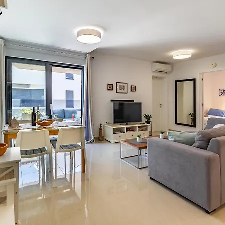 Διαμέρισμα Beautiful In