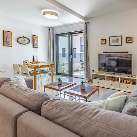 Beautiful In With Kitchen Apartmán *