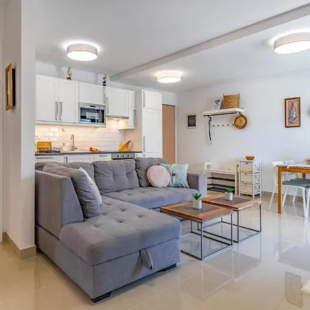 Beautiful In With Kitchen Apartmán *